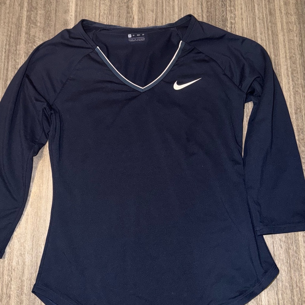 Nike Women's Navy Long Sleeve Tee